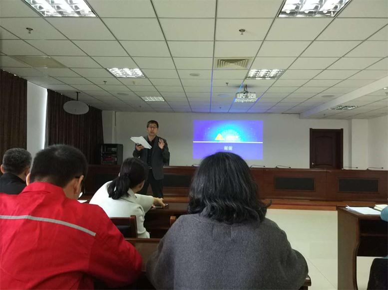 2018.10.15創(chuàng)新工作室評(píng)審匯報(bào).jpg 2018.10.15創(chuàng)新工作室評(píng)審匯報(bào).jpg