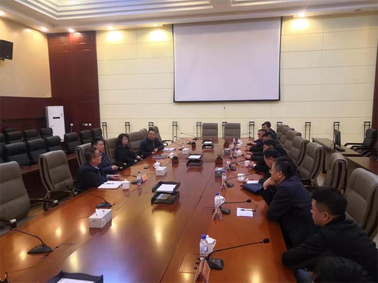 王學(xué)民區(qū)長一行到沈陽市皇姑區(qū)政府實地考察財源大數(shù)據(jù)項目.jpg 王學(xué)民區(qū)長一行到沈陽市皇姑區(qū)政府實地考察財源大數(shù)據(jù)項目.jpg