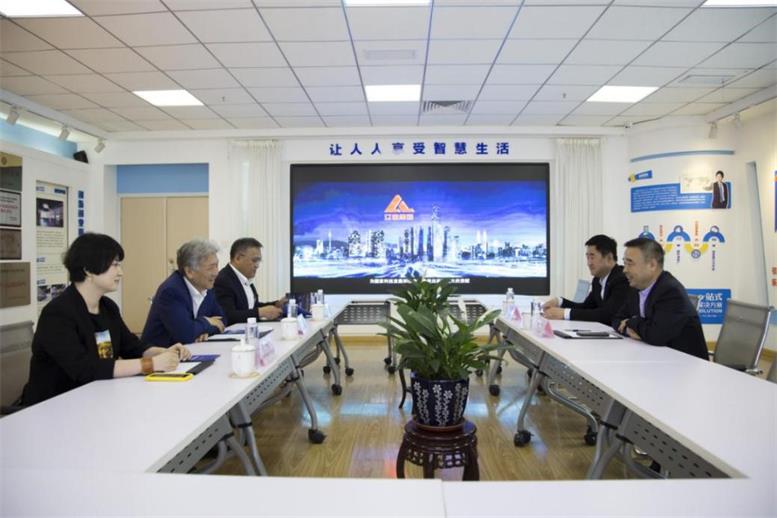 東軟集團(tuán)董事長(zhǎng)兼CEO劉積仁3.jpg 東軟集團(tuán)董事長(zhǎng)兼CEO劉積仁3.jpg